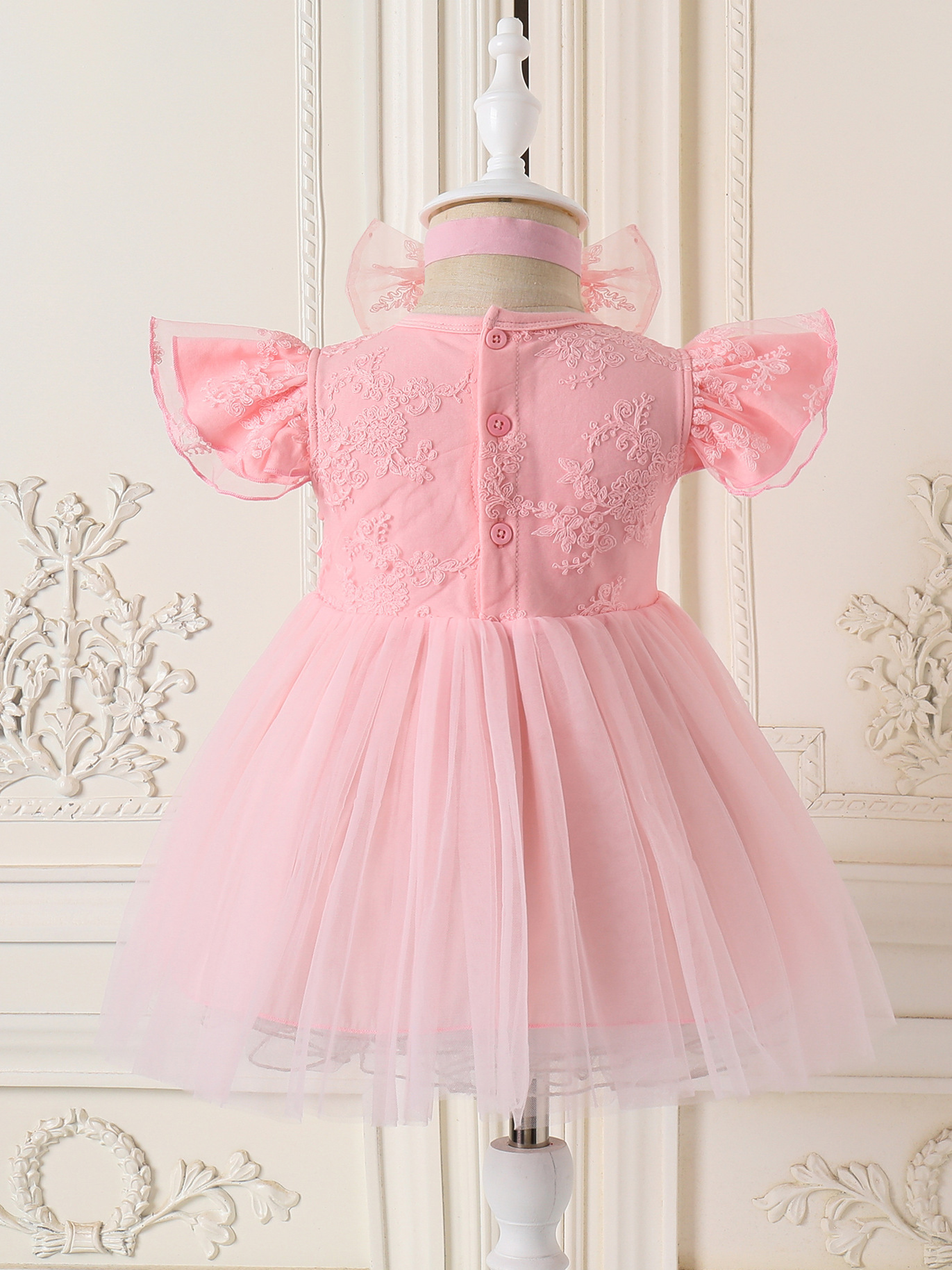 粉色短袖蕾丝甜心连衣裙