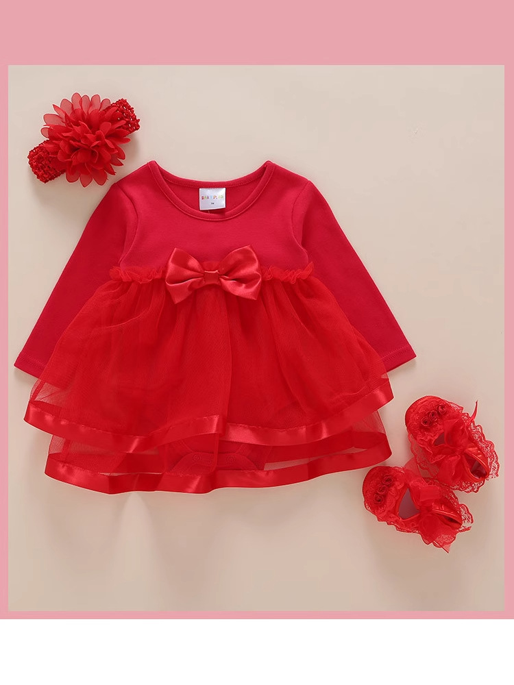 红色蕾丝长袖连衣裙